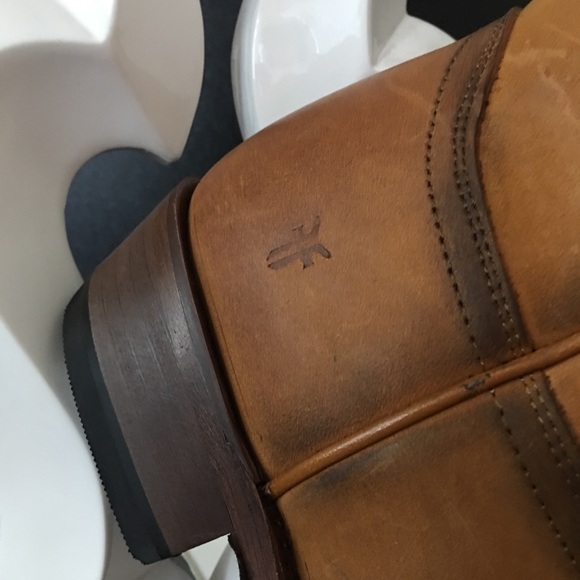 🌺 Frye
Beautiful Cognac Boots - Picture 5 of 8